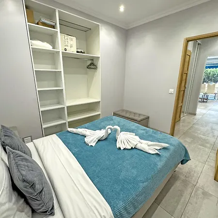 Copacabana Garden Promenade Sea Front Apartment